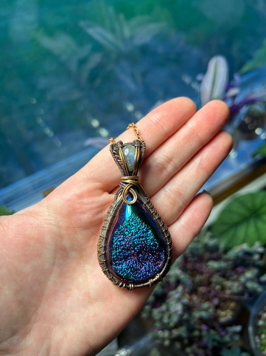 Copper Weave Framed Druzy Pendant with Labradorite Accent