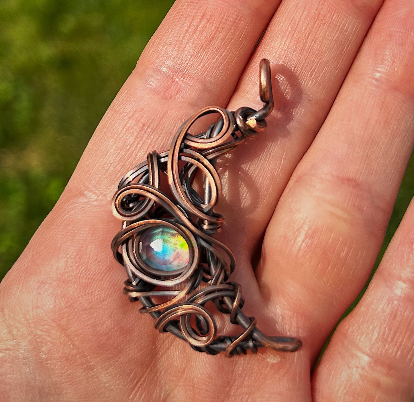 Aurora Opal Chaos Moon